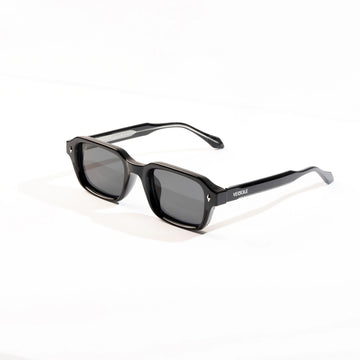 Deneb - Carbon Black