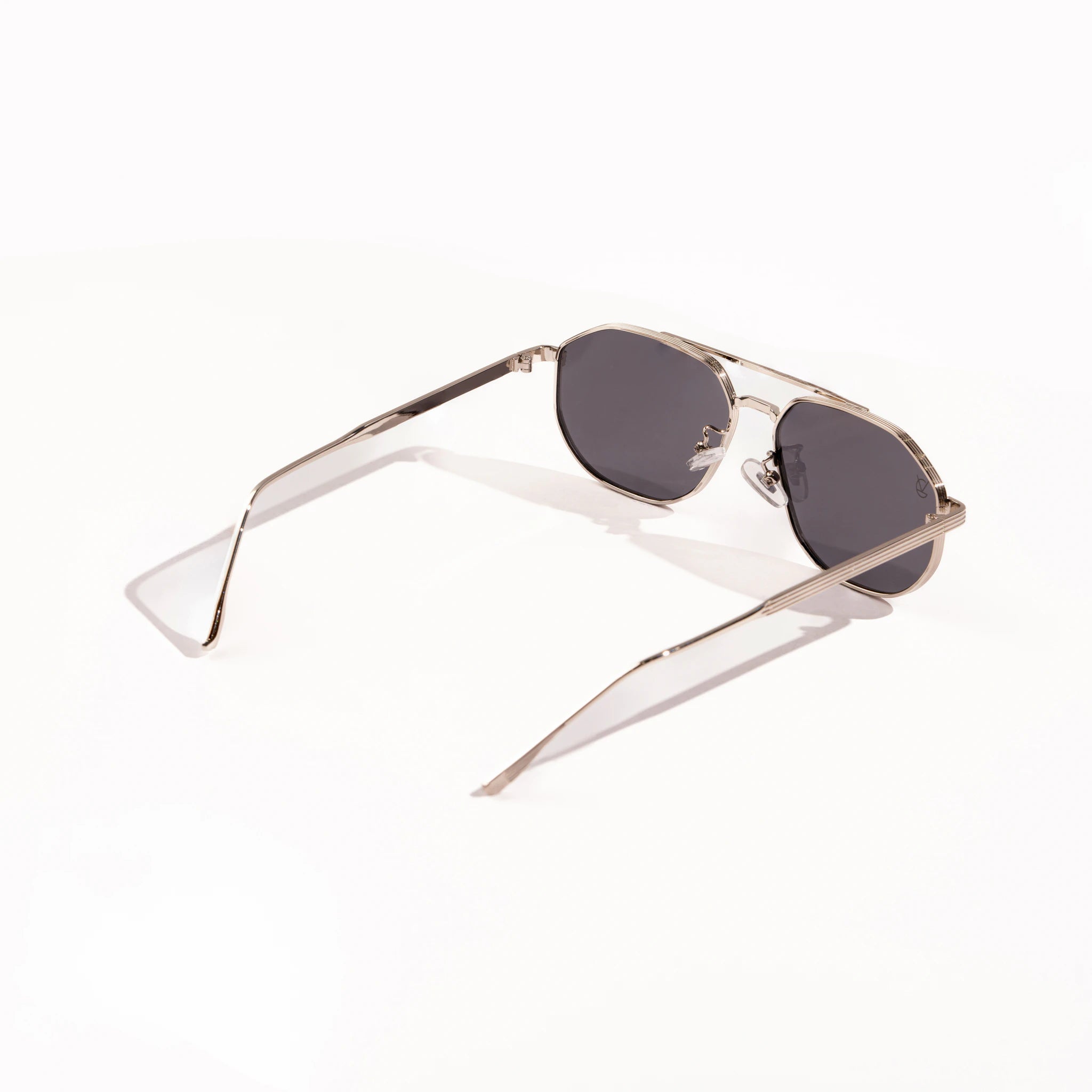 Gravel - Chrome Silver