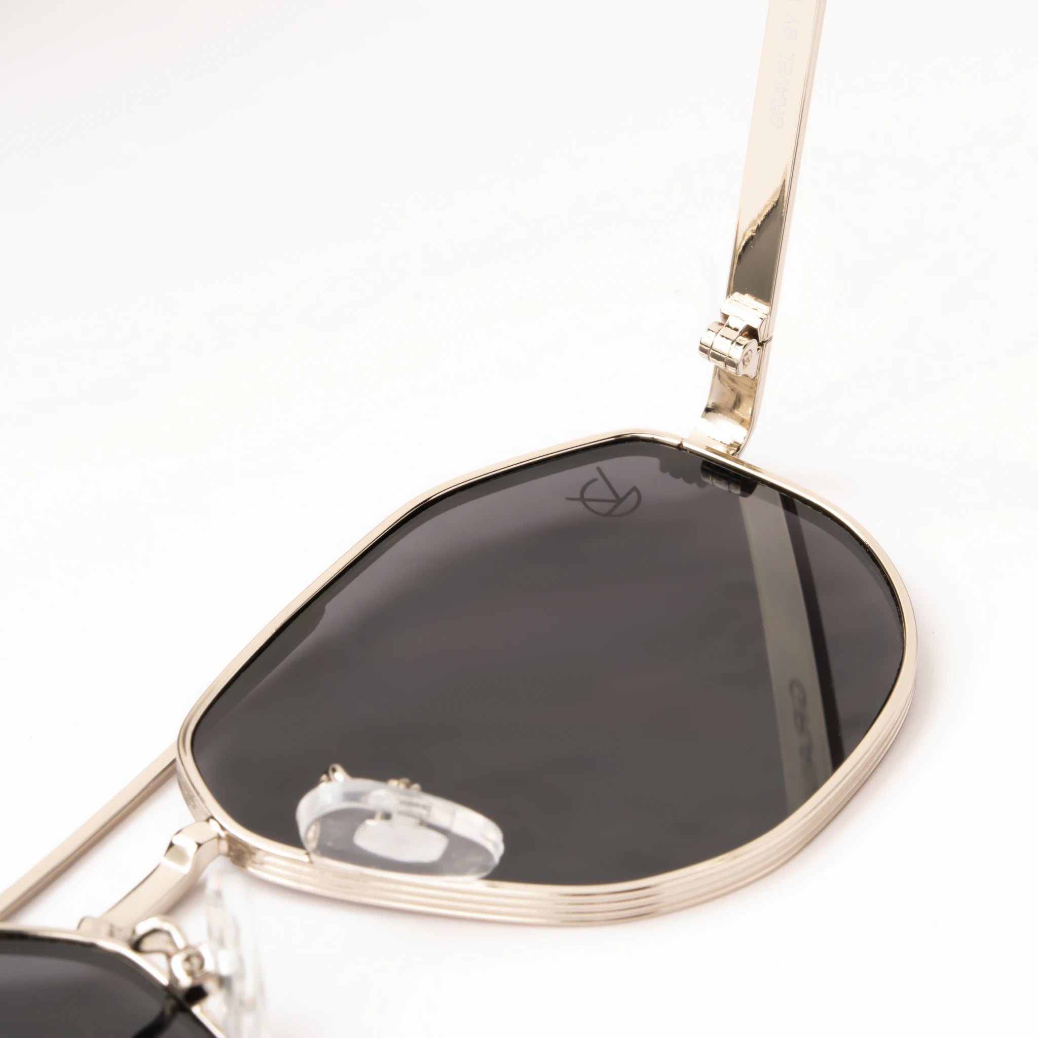 Gravel - Chrome Silver