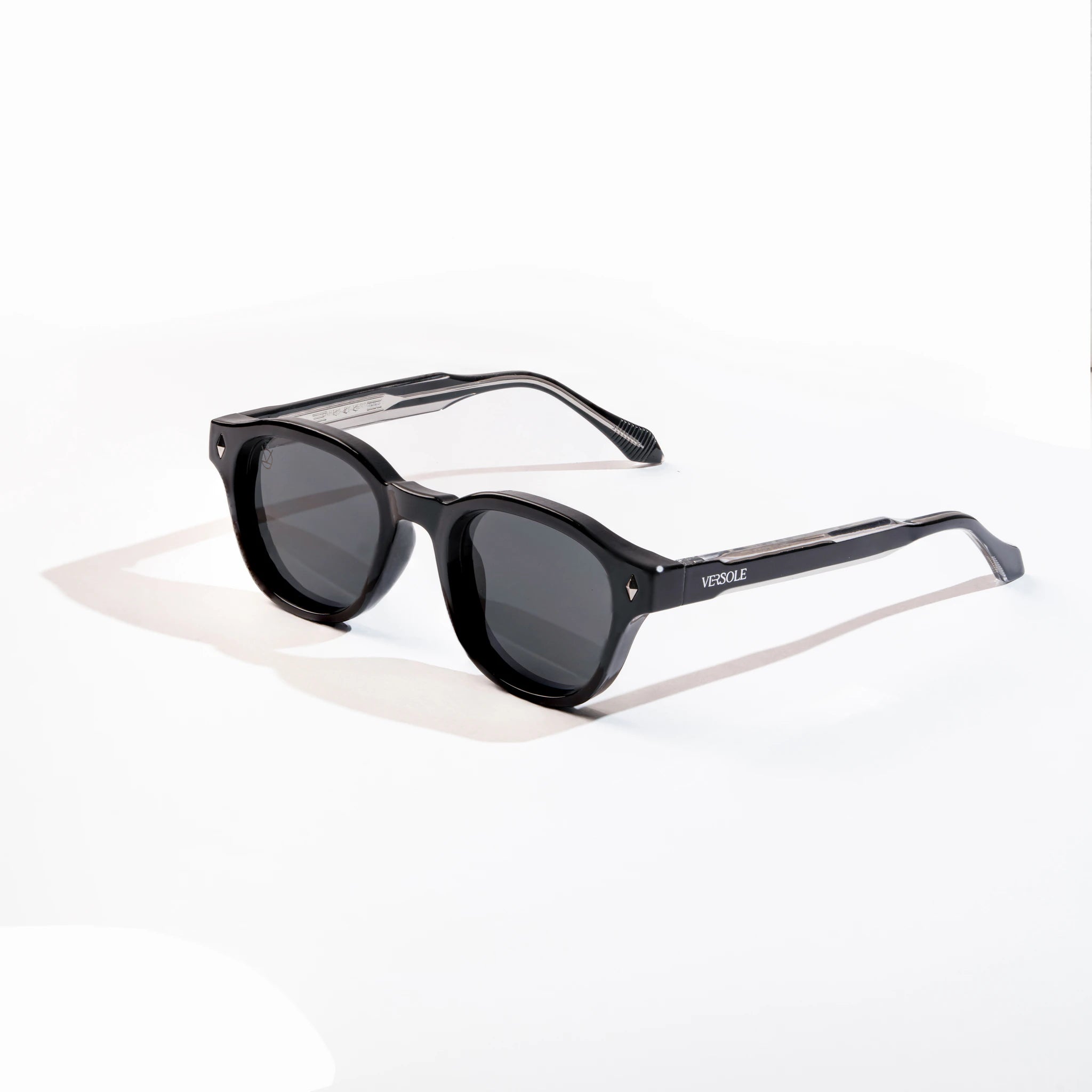 Lahaul - Carbon Black